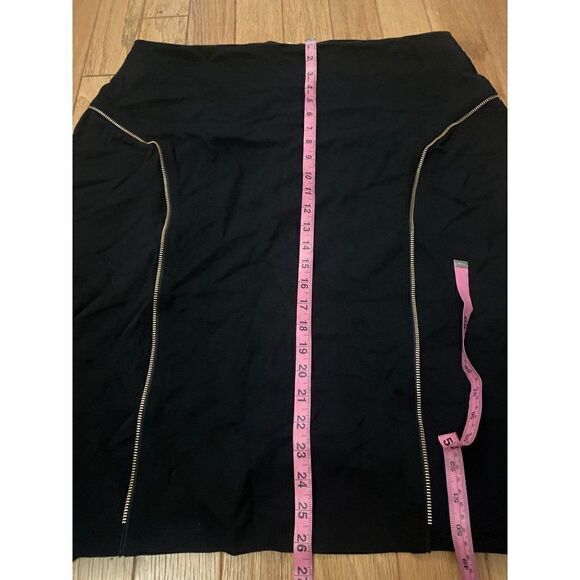 Poetic Justice, women's black skirt with zipper accent size 2x - Picture 7 of 7
